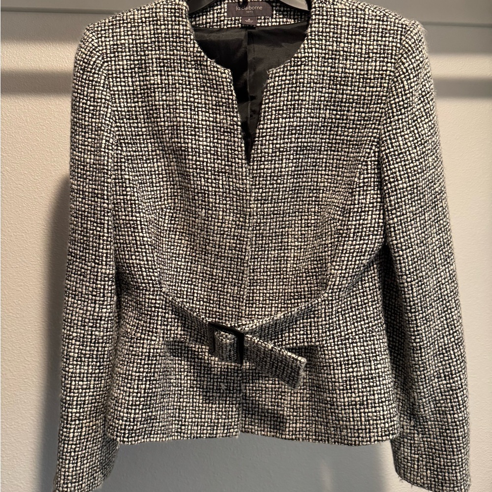 Liz Claiborne Monochrome Textured Blazer